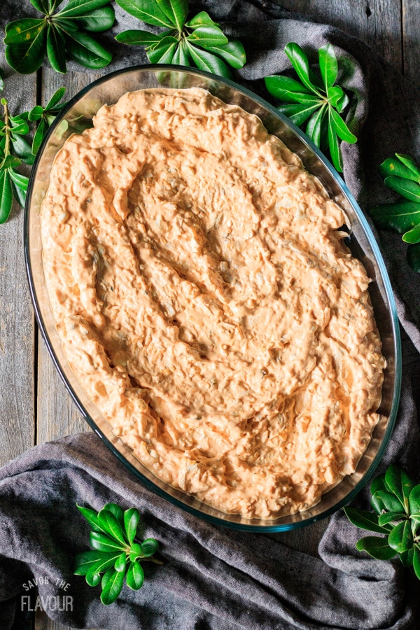 buffalo chicken dip in a kastrol dish