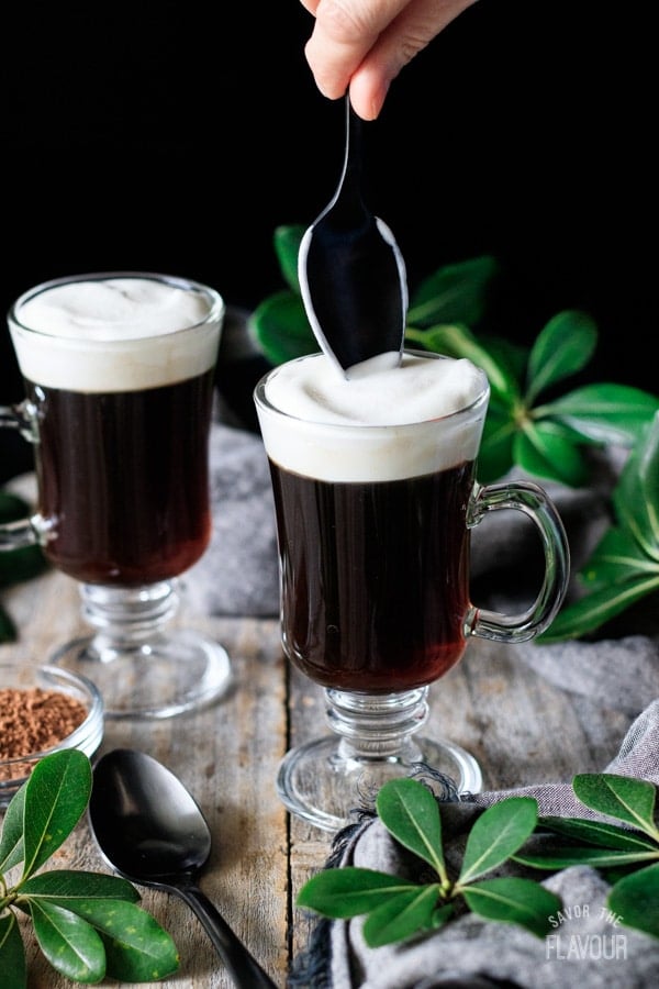 https://savortheflavour.com/wp-content/uploads/2019/02/Non-Alcoholic-Irish-Coffee-Process-5.jpg