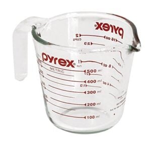 2-cup glass measuring cup