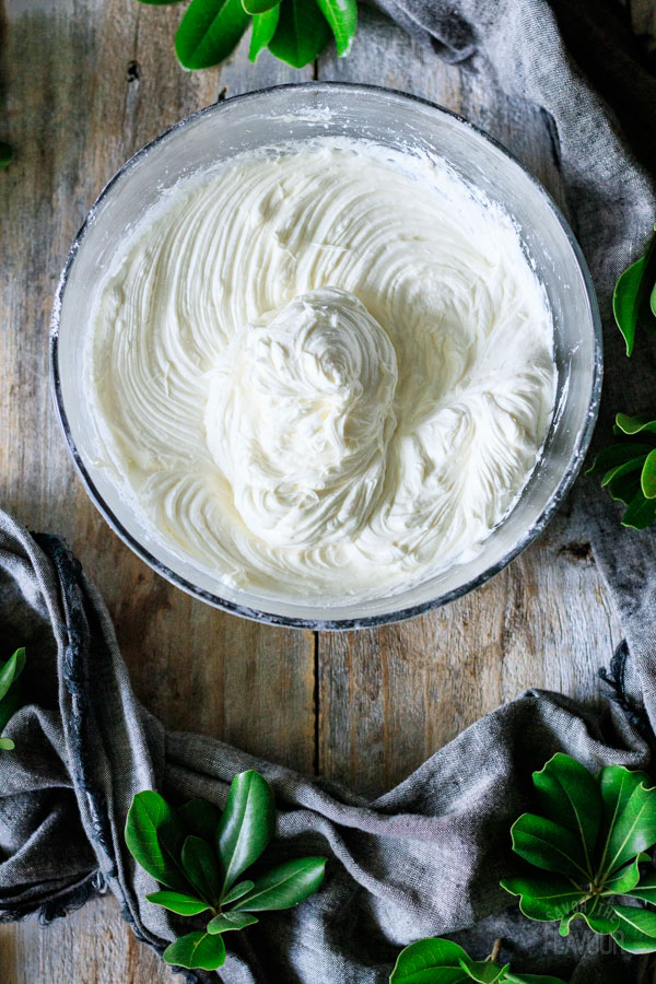 lemon cream cheese buttercream in a bowl