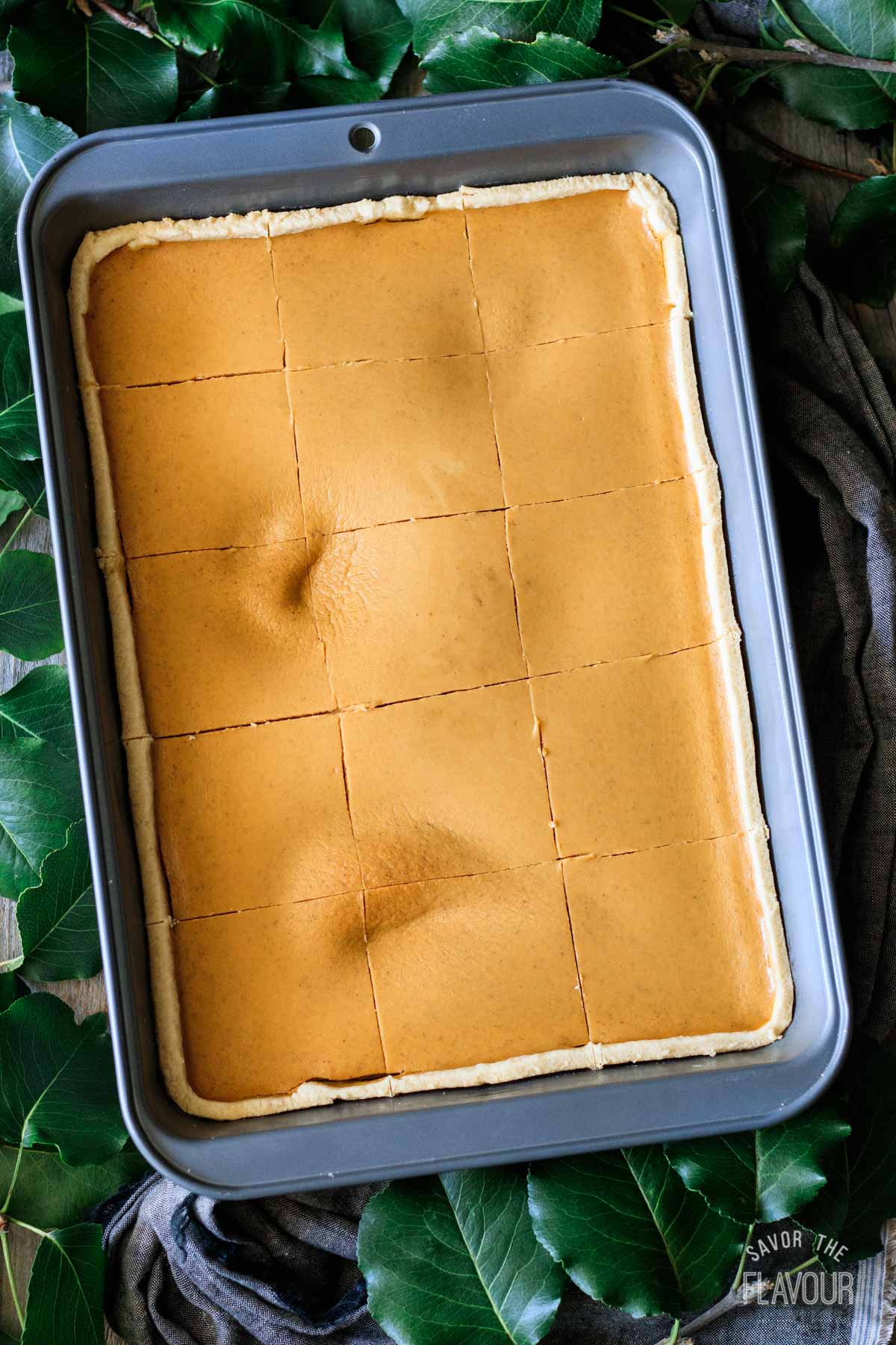sliced pumpkin pie bars