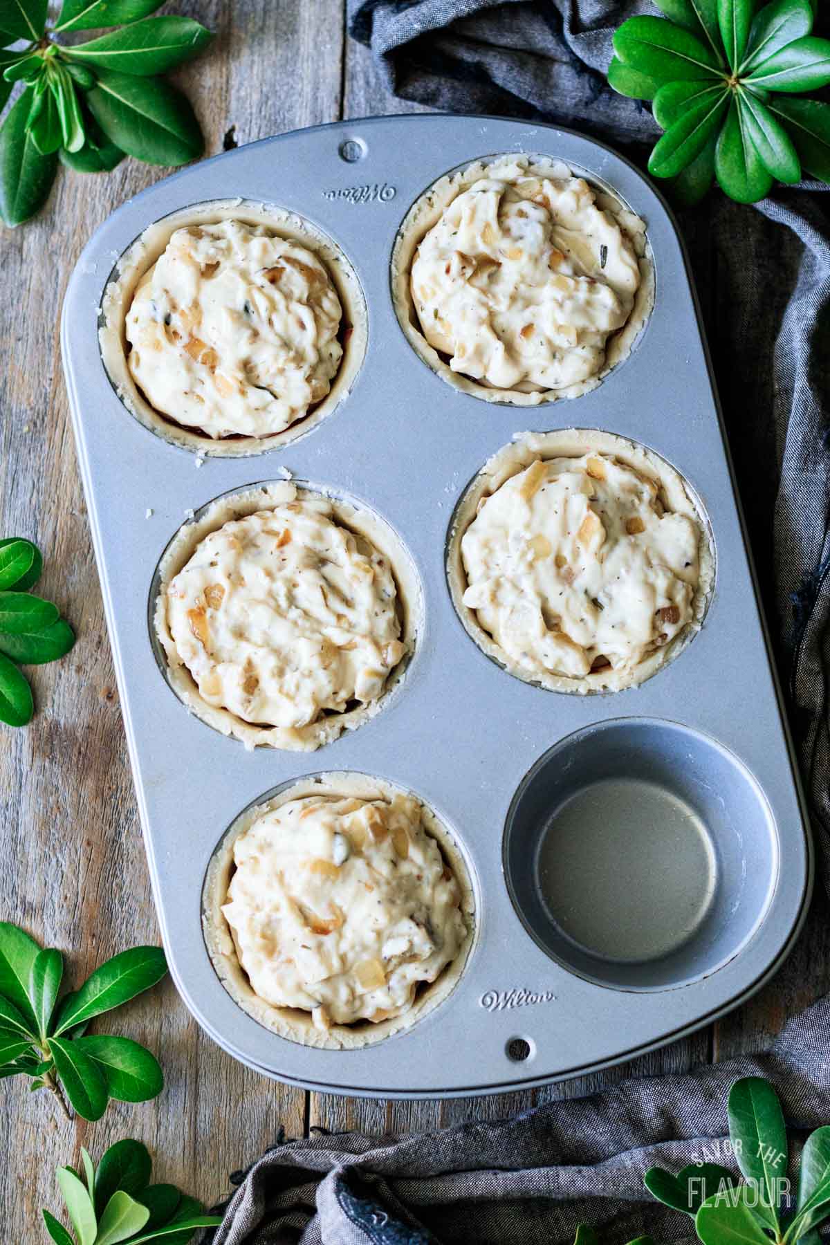 turkey cranberry pies with second turkey gravy layer