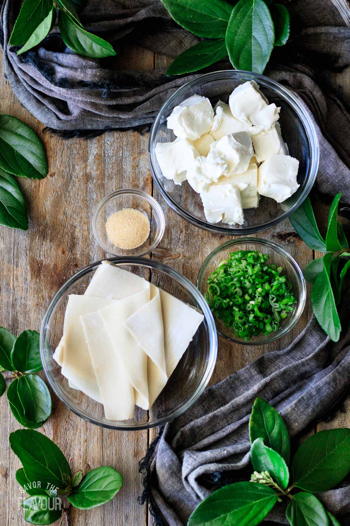 bowls of ingredients for cream cheese rangoons