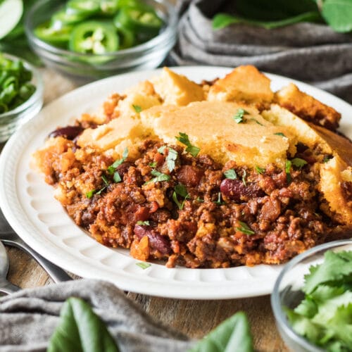 Skillet Chili Cornbread Savor the Flavour