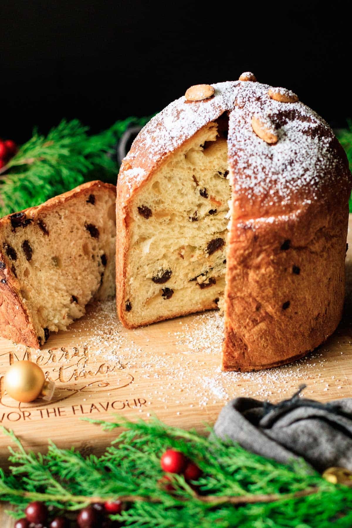 How to Pair and Serve Panettone Cake